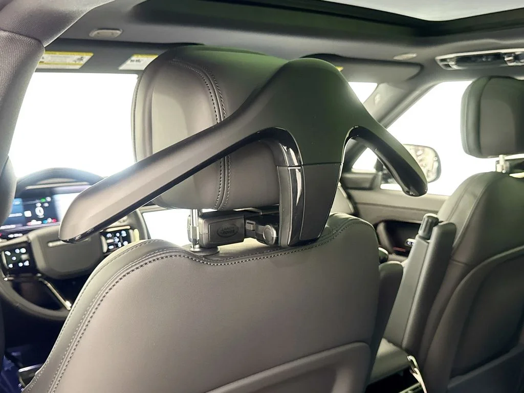 New 2026 Carpathian Grey Land Rover Dynamic SE image 26