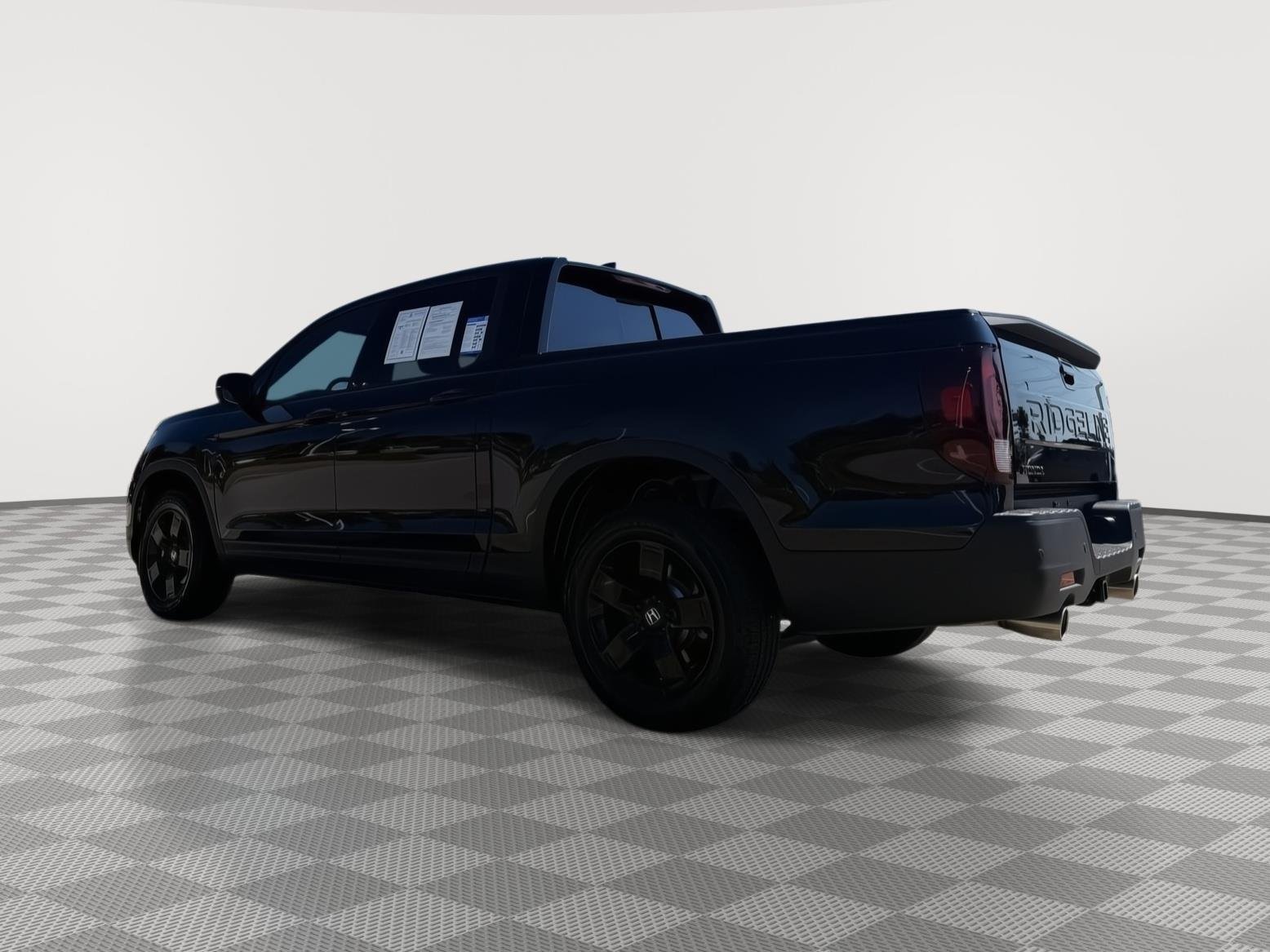 Certified Used 2026 Crystal Black Pearl Honda Black Edition image 4
