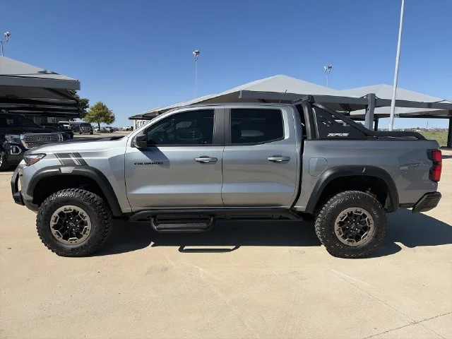Used 2023 Gray Chevrolet ZR2 image 4