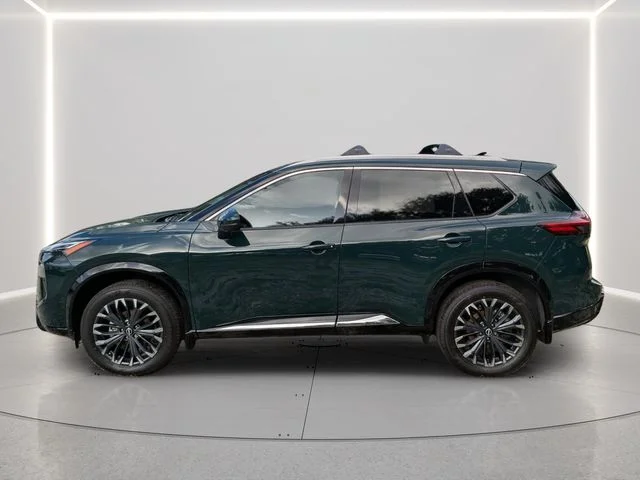 New 2026 Obsidian Green Pearl Nissan Platinum image 3