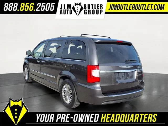 Used 2015 Gray Chrysler Touring-L image 2