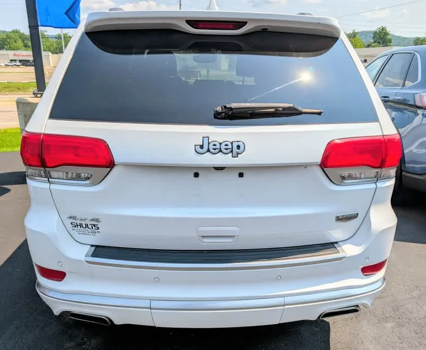 Used 2019 Ivory 3 Coat Jeep Summit image 5