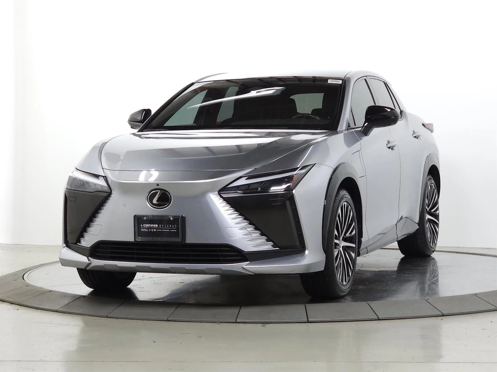 Certified Used 2023 Iridium Lexus LUXURY image 3