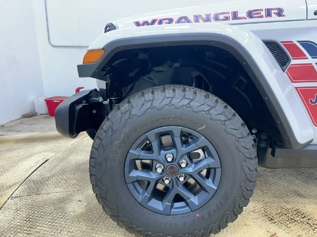 New 2026 Bright White Clearcoat Jeep Sport S image 27