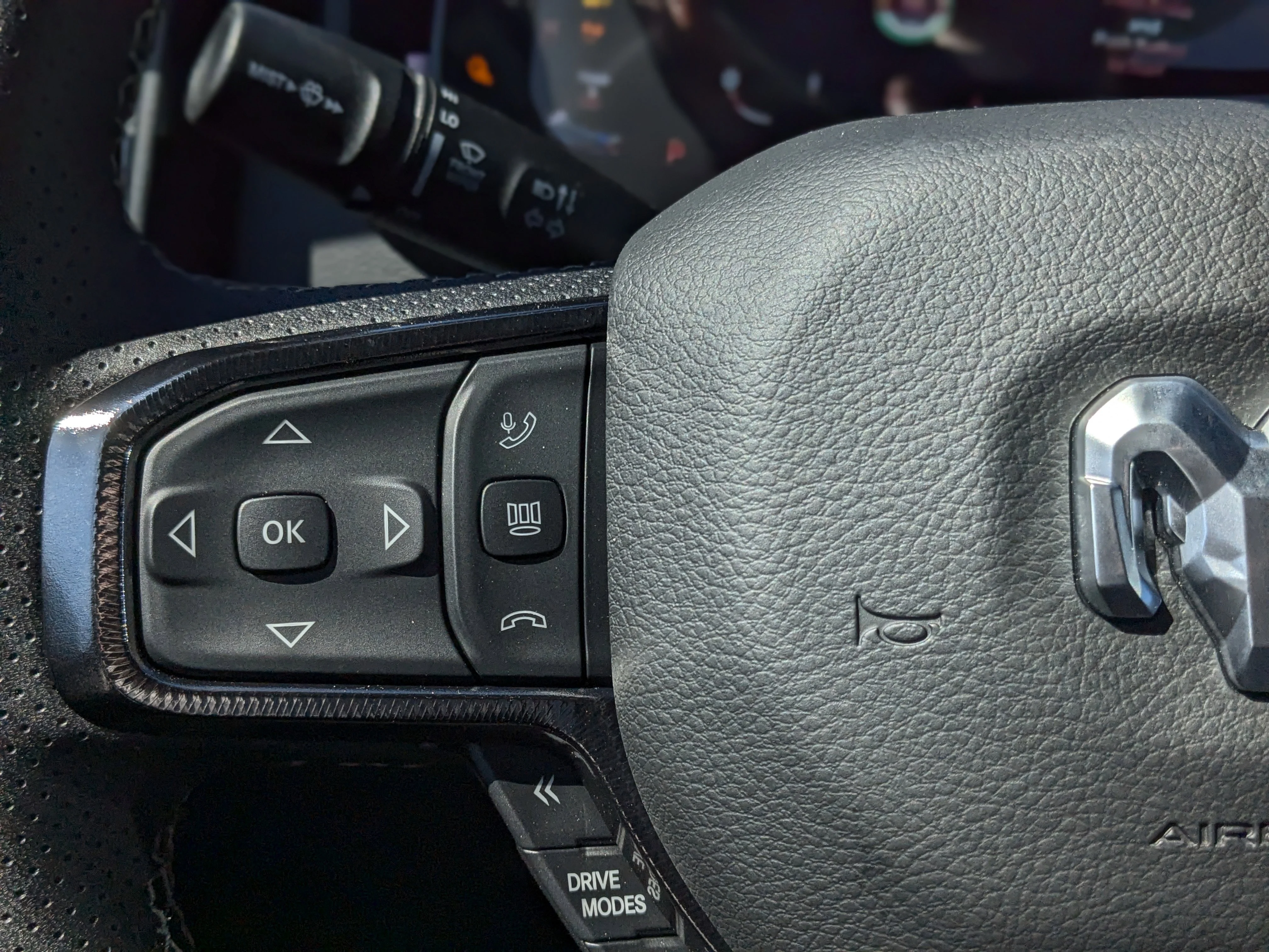New 2026 Black RAM Sport - - Dual?Pane Panoramic Sunroof - Steel Sport Hood - Trailer Brake Control - 5.7L HEMI V8 eTor image 16