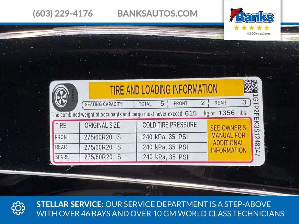 Certified Used 2025 Onyx Black GMC Denali image 9
