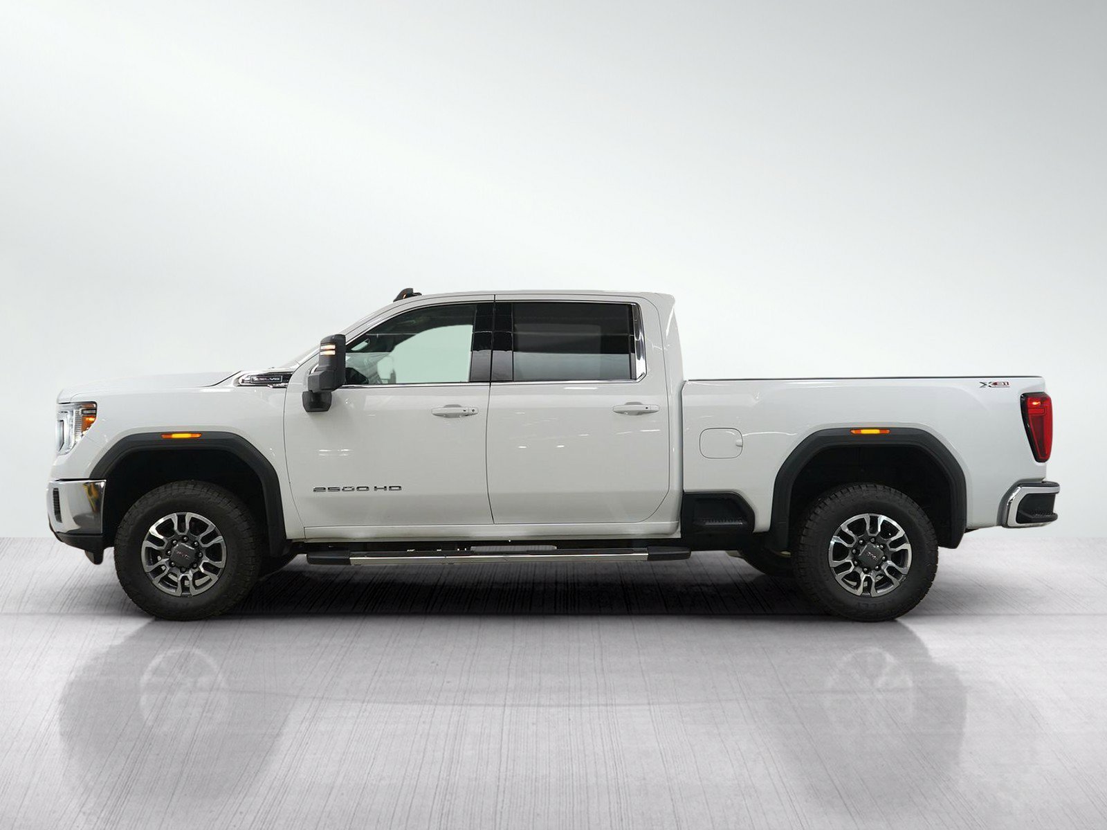 Used 2022 GMC Sierra 2500HD SLE with VIN 1GT49ME73NF201190 for sale in White Bear Lake, Minnesota