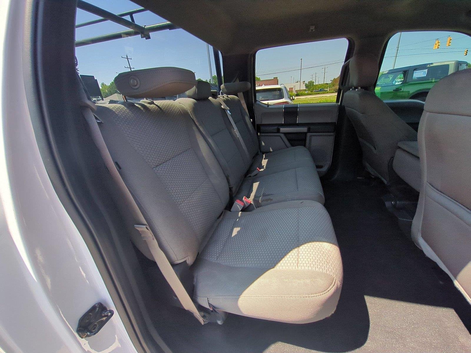 Used 2019 Oxford White Ford XLT image 33