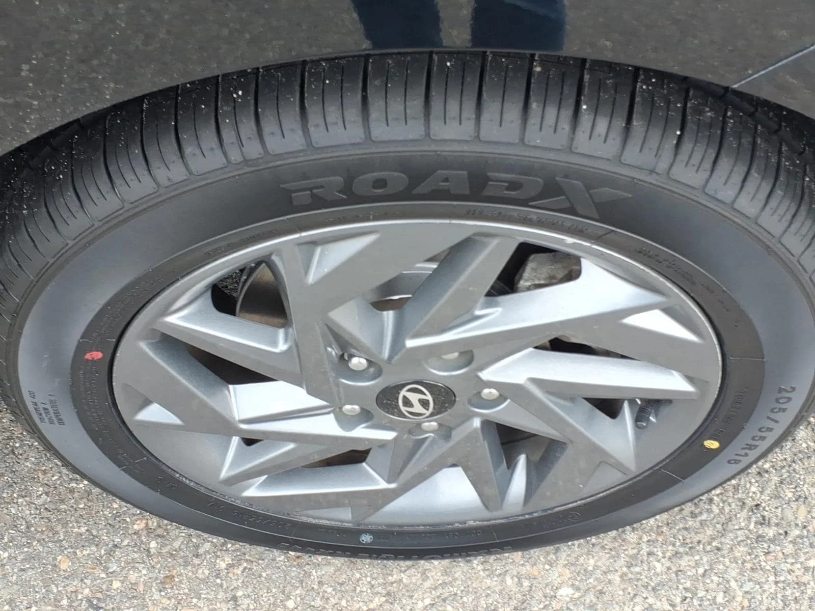 Used 2024 Abyss Black Hyundai SEL image 10