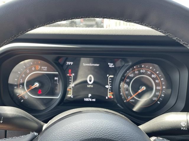 Used 2025 White Jeep Rubicon image 18