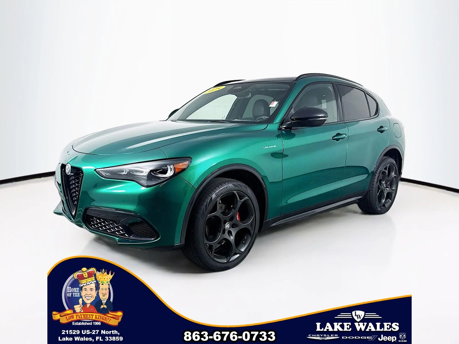 Used 2025  Alfa Romeo  image 3