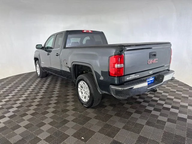 Used 2017 Gray GMC SLE image 9