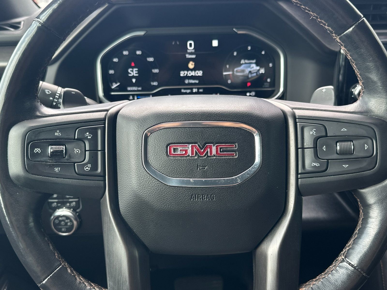 Used 2022 Summit White GMC AT4 image 20