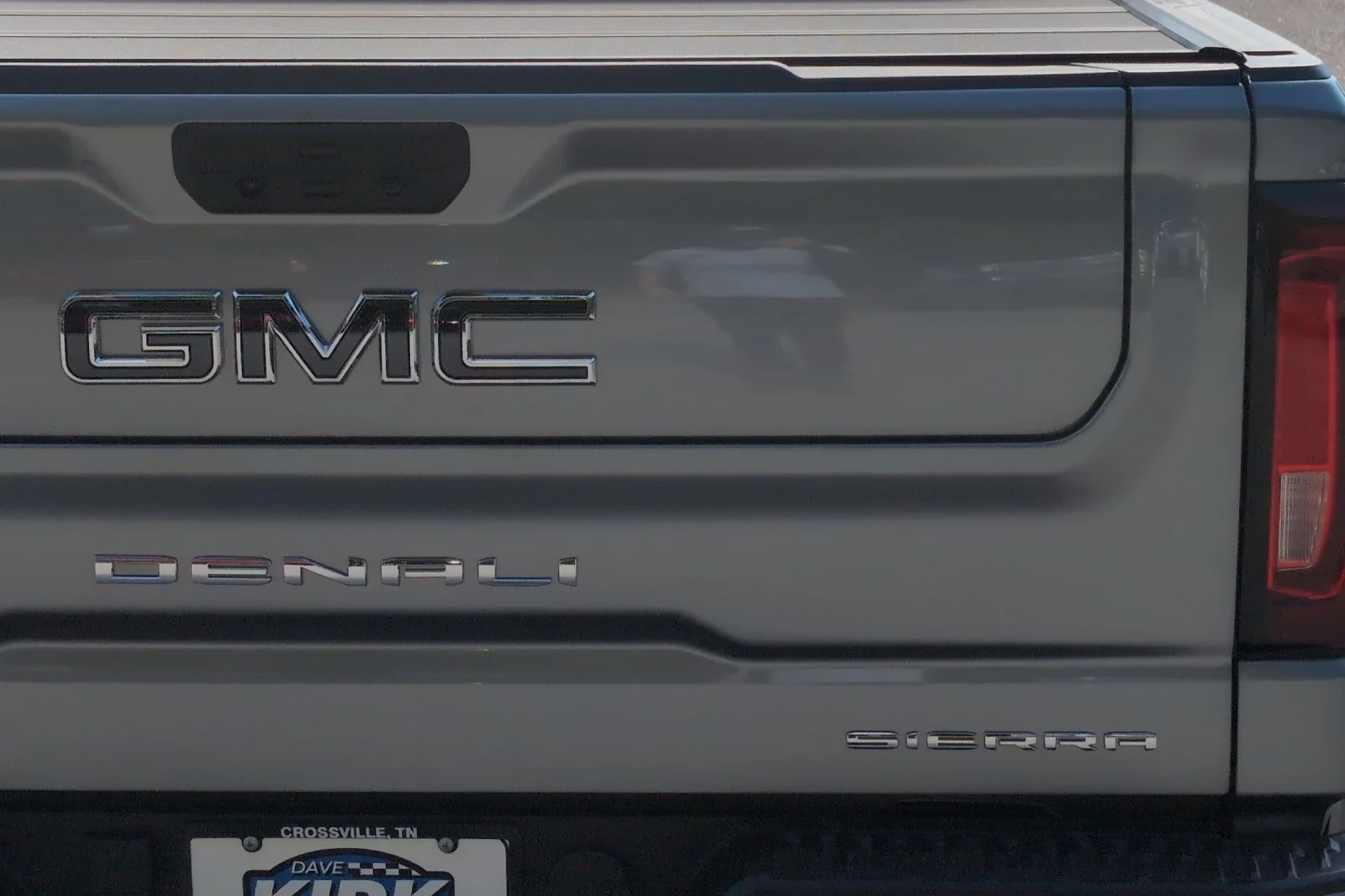 New 2026 Sterling Metallic GMC Denali Ultimate image 27
