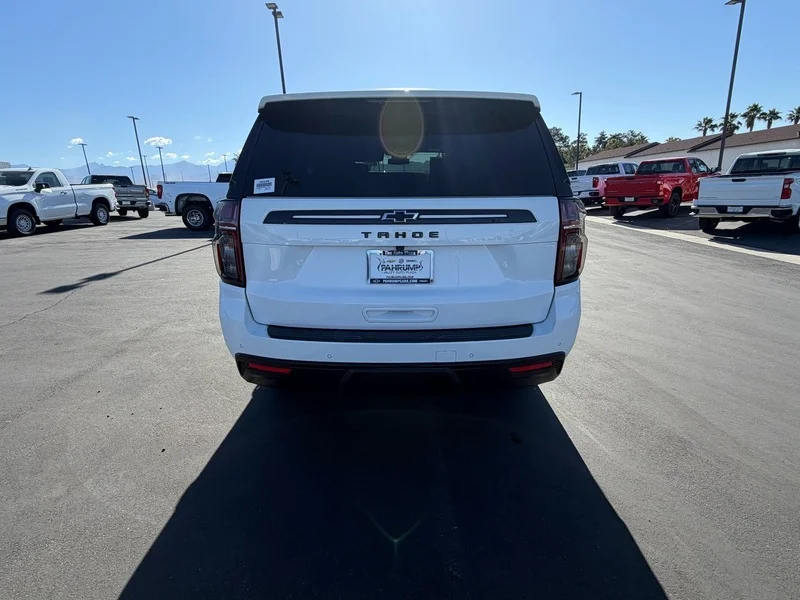 Used 2024 Summit White Chevrolet Z71 image 4