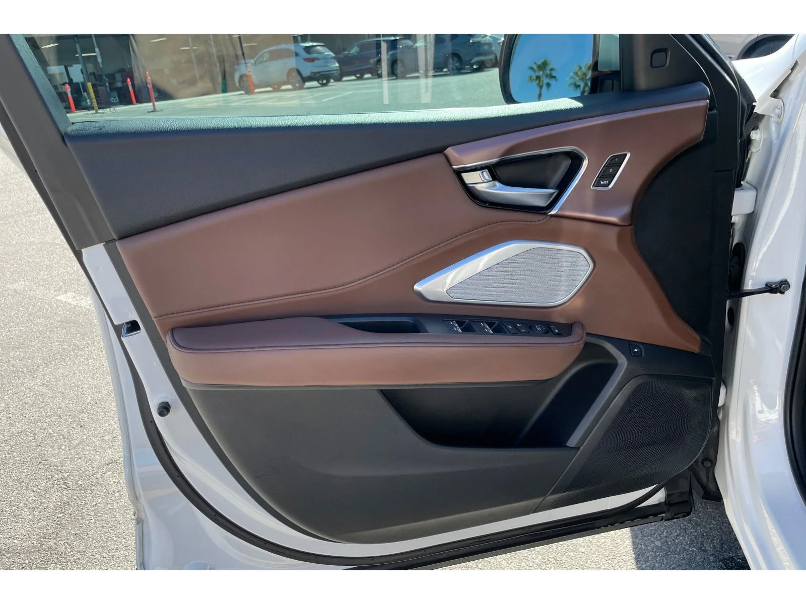 Used 2023 Platinum White Pearl Acura w/Technology Package image 10