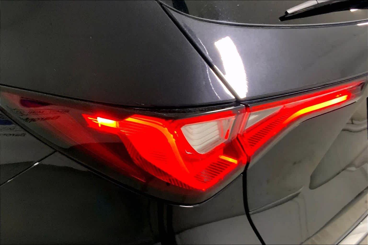 Used 2022 Phantom Violet Pearl Acura w/Advance Package image 28