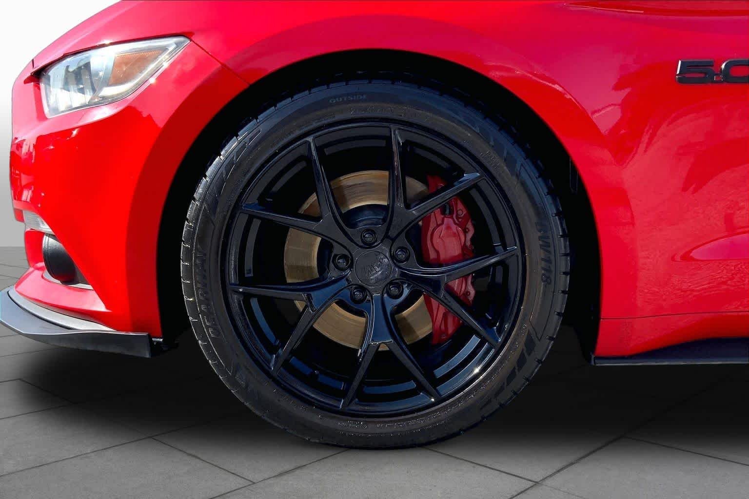 Used 2015 Race Red Ford GT image 9