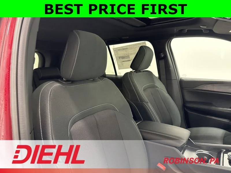 New 2026 Velvet Red Pearl-Coat Exterior Paint Jeep Laredo X image 14