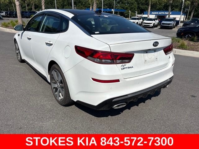 Used 2019 White Kia S image 6