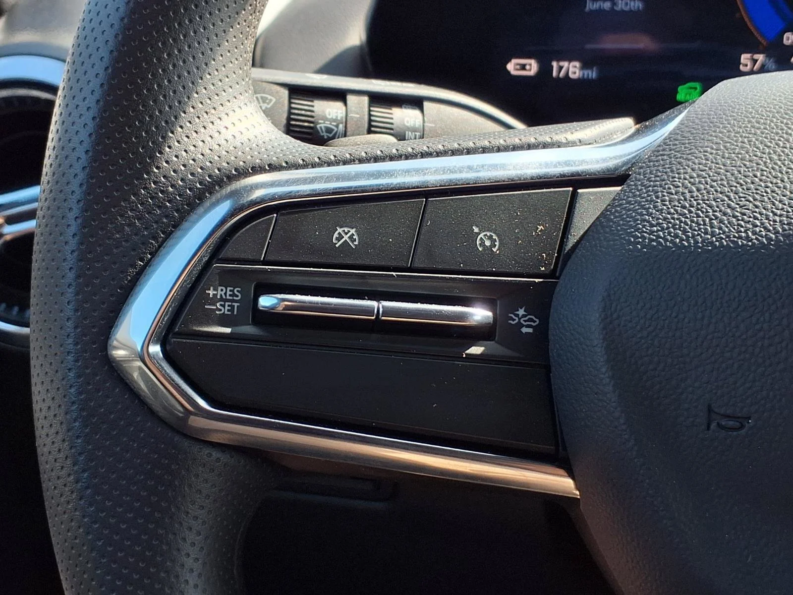 Used 2025 Sterling Gray Metallic Chevrolet LT1 w/PCY image 16