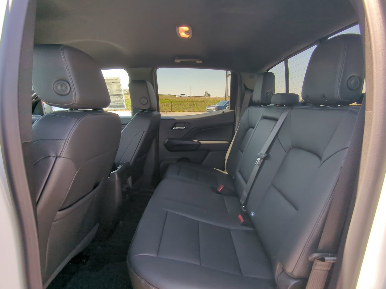 2026 Chevrolet Colorado LT - Photo 13