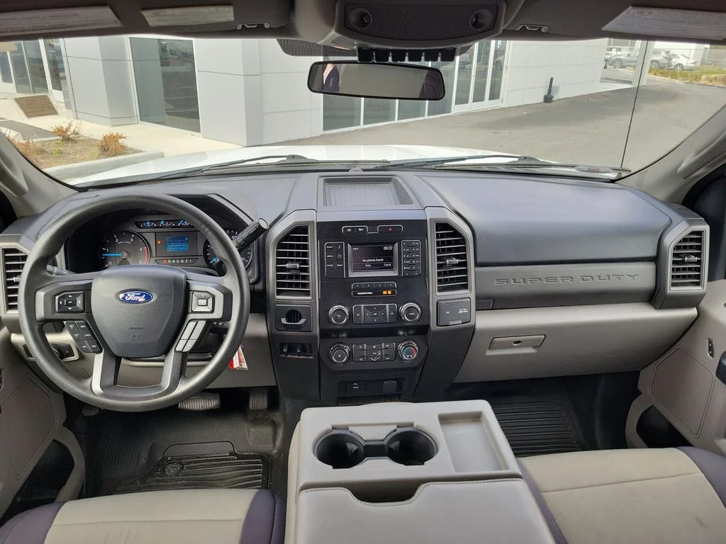 2019 Ford F-550 Super Duty Chassis Cab XL - Photo 22