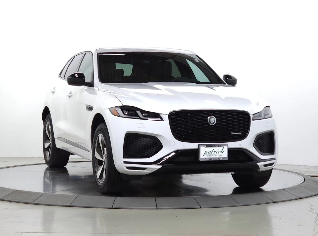 Used 2025  Jaguar P250 R-Dynamic S image 11