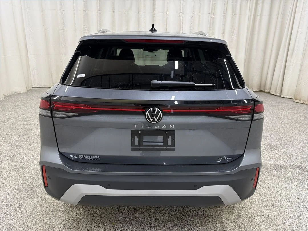 New 2026 Platinum Gray Metallic Volkswagen SE image 7