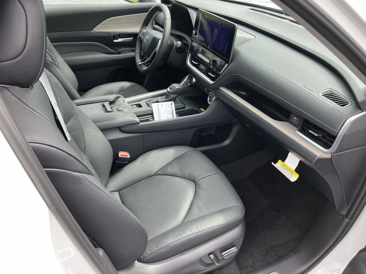 New 2026 Wind Chill Pearl Toyota Limited image 12