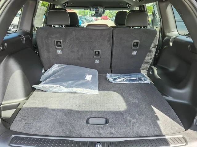 New 2026 Bright White Clearcoat Jeep Laredo image 21