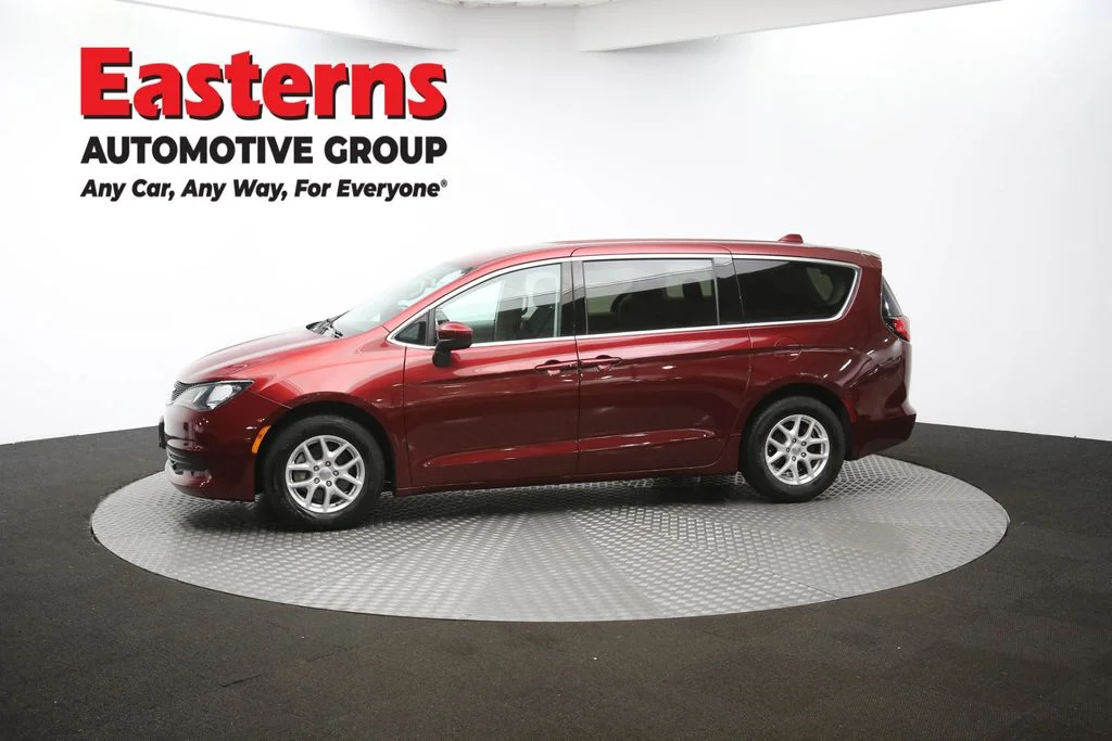 Used 2020 Red Chrysler LX image 58