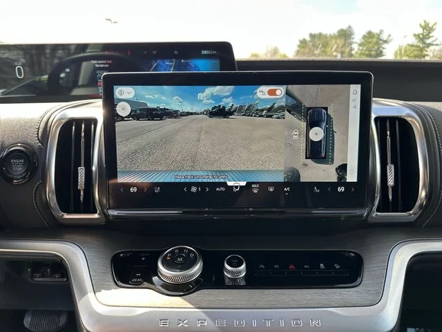 Used 2025 Gray Ford Platinum image 26