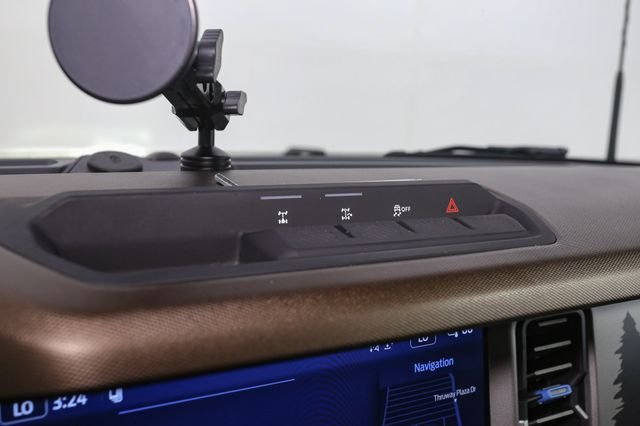 Used 2022  Ford Outer Banks image 18