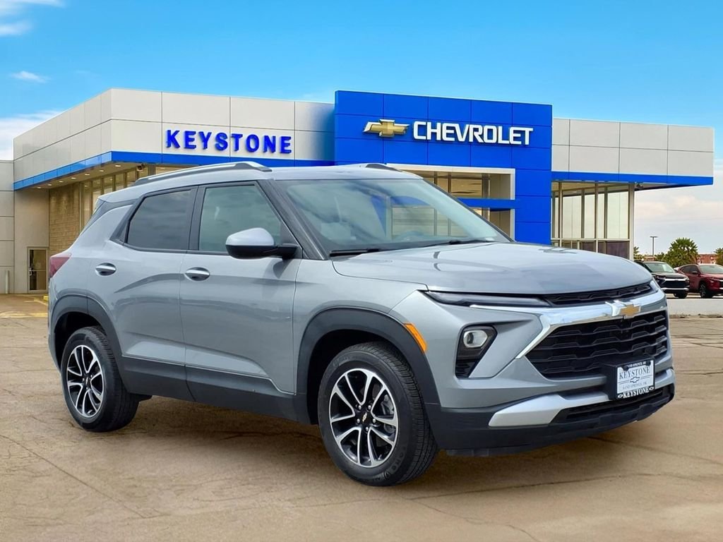 2025 Chevrolet Trailblazer LT's photo