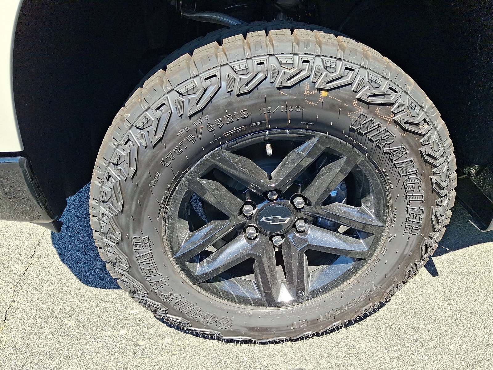 New 2026 White Sands Chevrolet Custom Trail Boss image 4