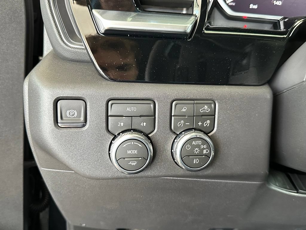 2026 GMC Sierra 1500 SLT - Photo 19
