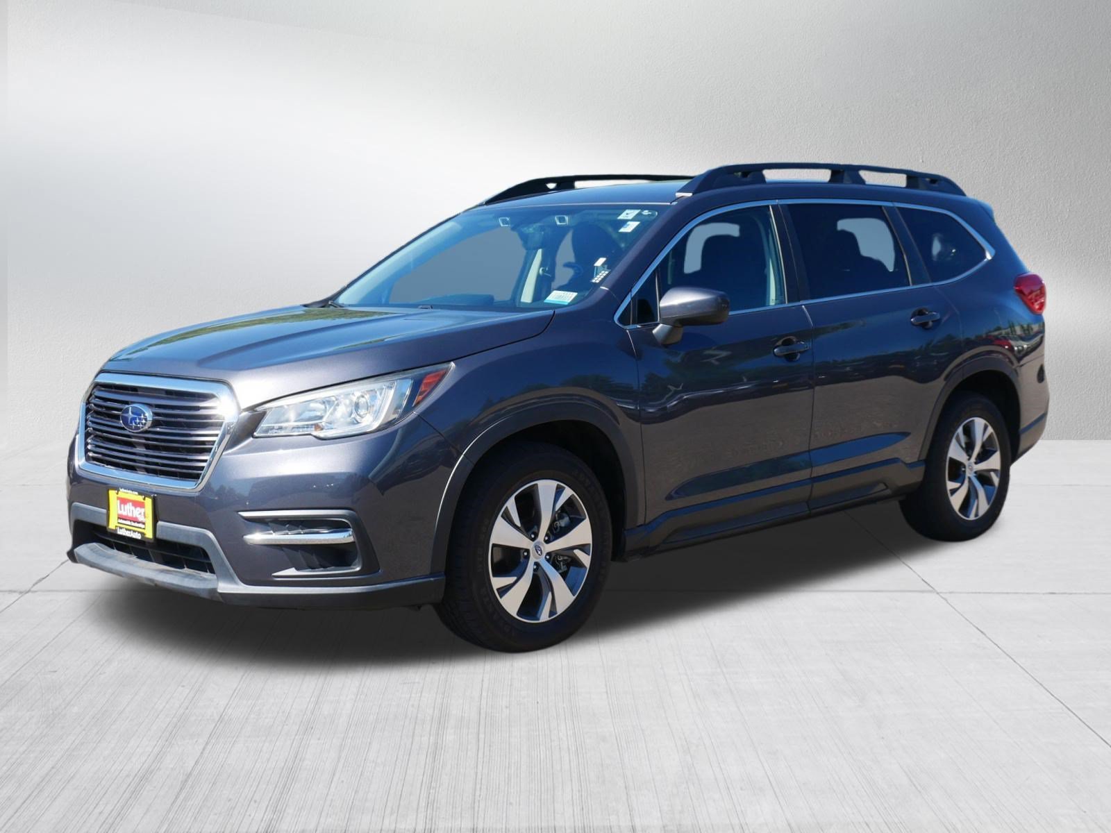 Used 2020 Magnetite Gray Metallic Subaru Premium image 3
