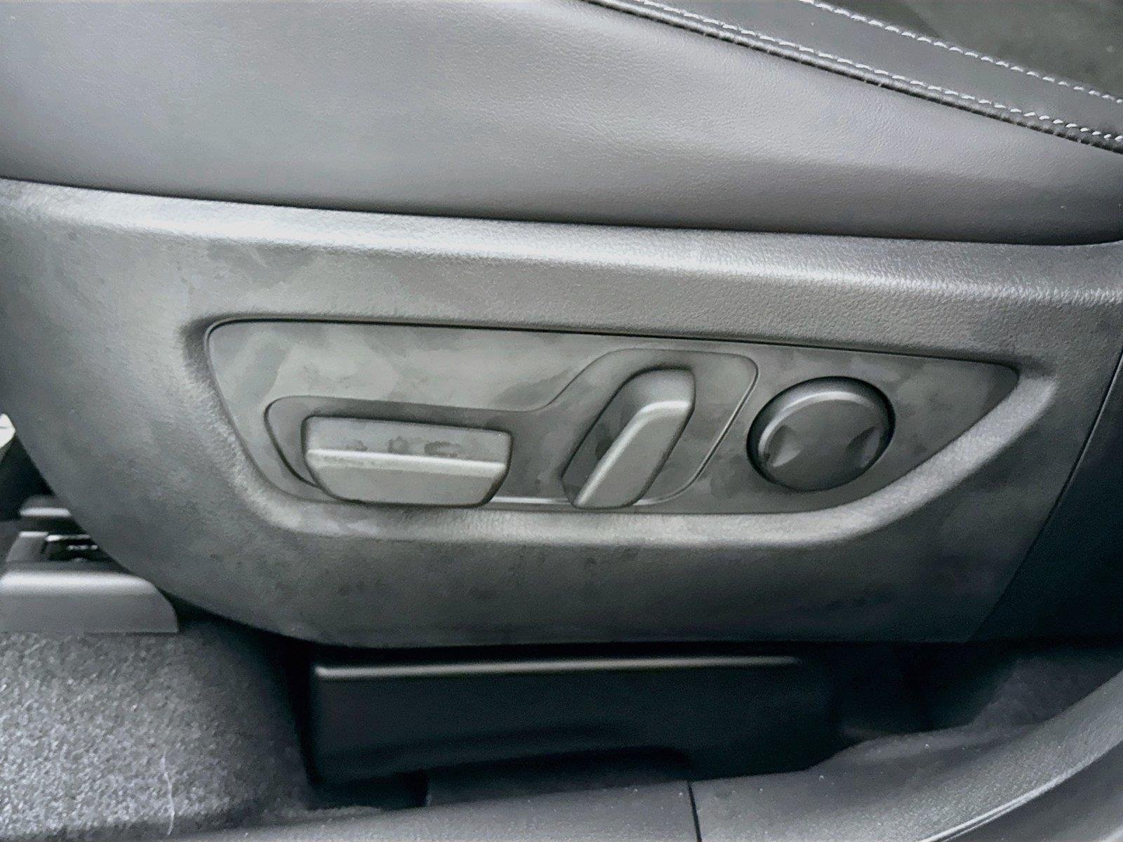 New 2026 Rhodium White Metallic Mazda 2.5 S Preferred AWD image 32