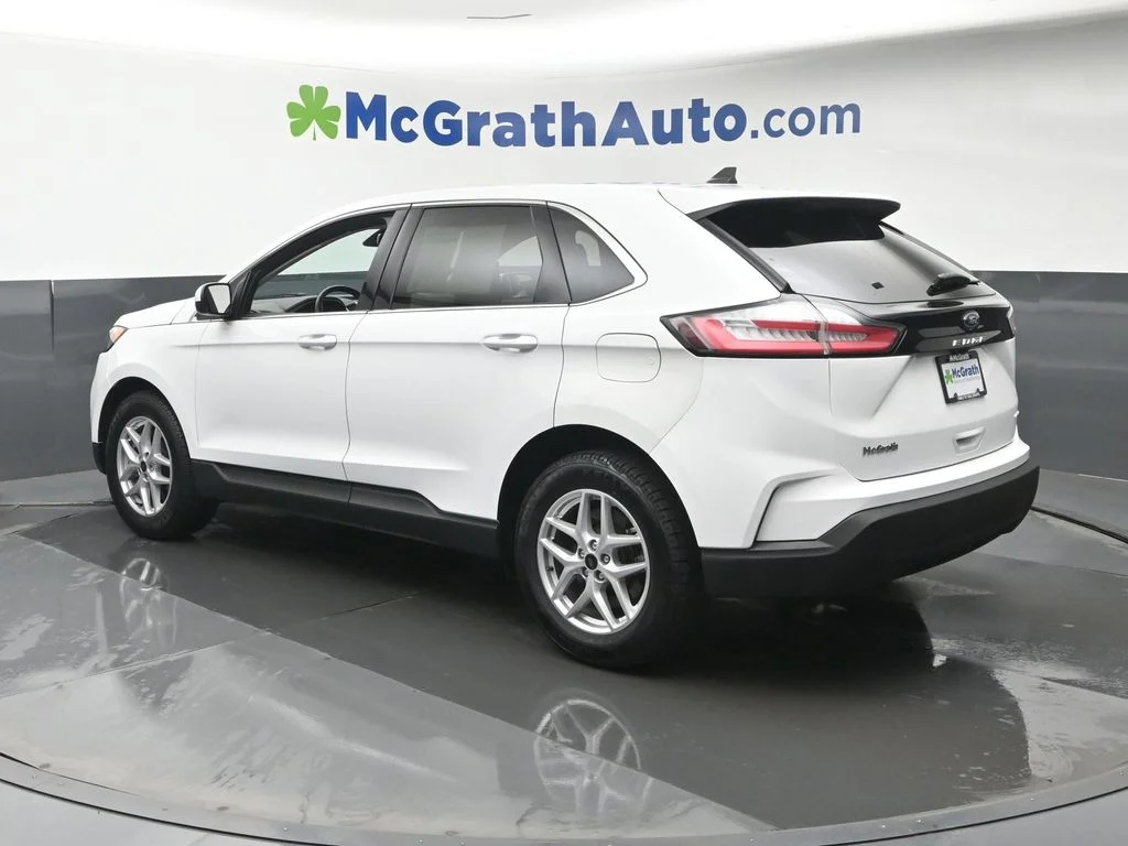 Used 2024 White Ford SEL image 24