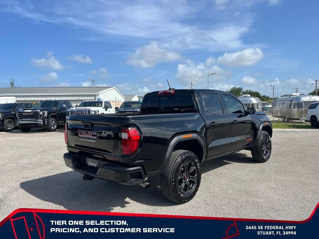 Certified Used 2025 Onyx Black GMC Elevation image 7
