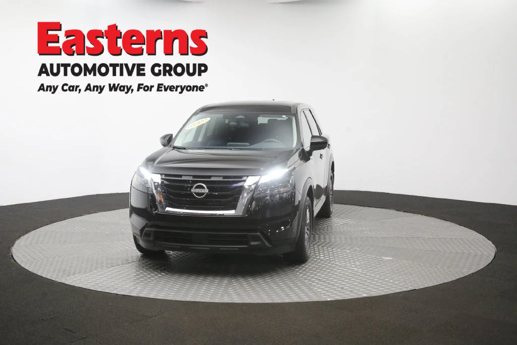 Used 2023 Black Nissan S image 55