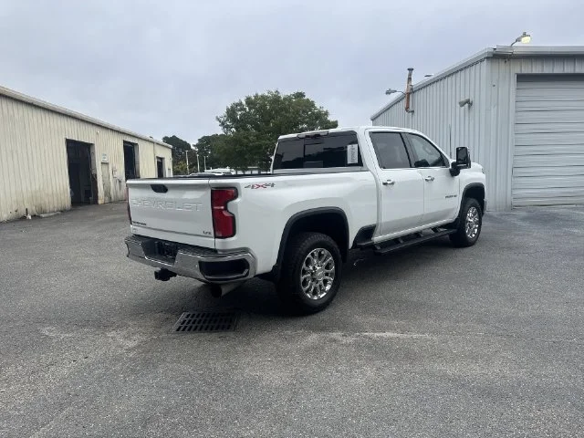 Used 2024 White Chevrolet LTZ image 5