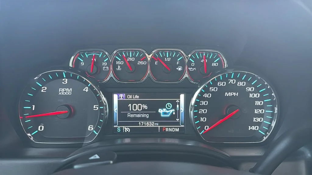Used 2014 BLUE TOPAZ METALLIC Chevrolet LTZ image 21