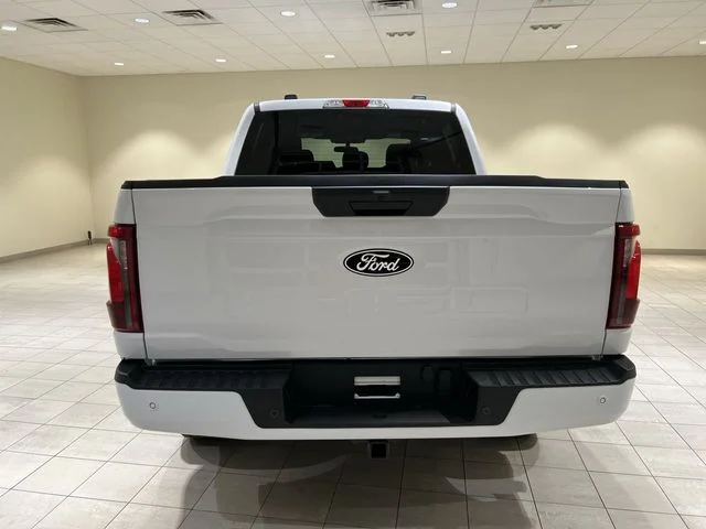 New 2026 White Ford XLT image 4