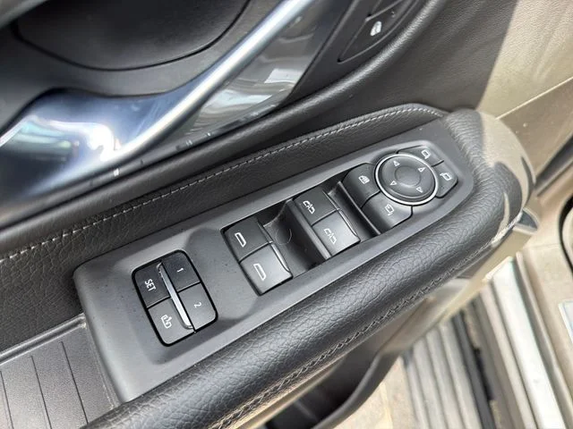 Used 2021 Gray GMC Denali image 18