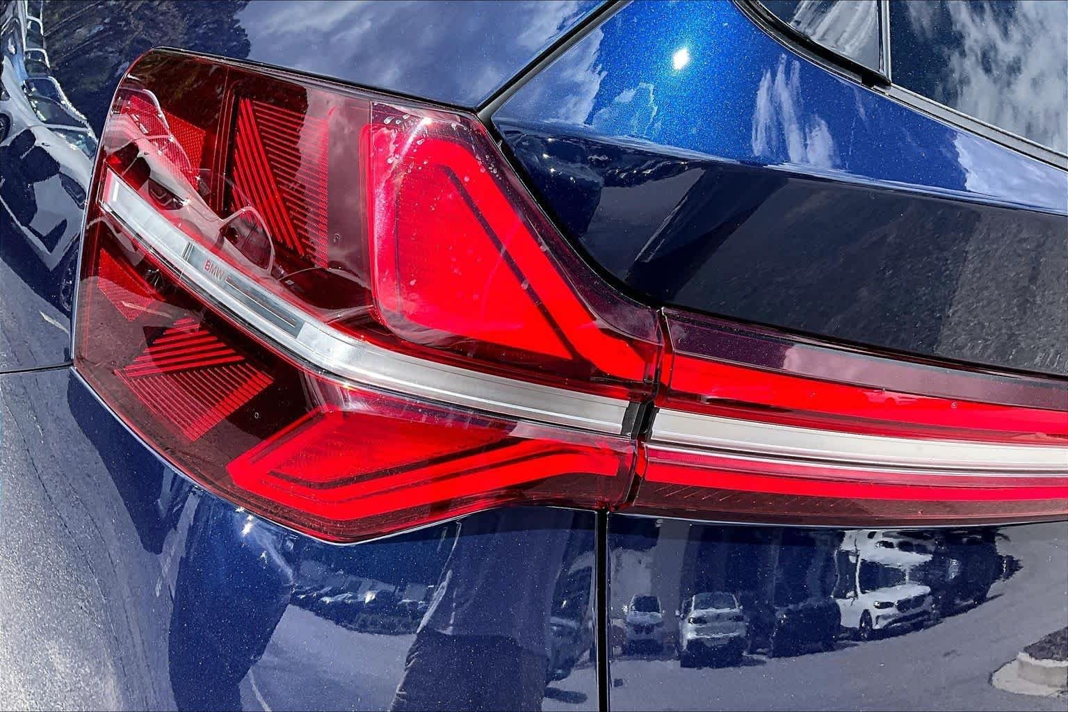 New 2026 Tanzanite Blue II Metallic BMW 30 xDrive image 14