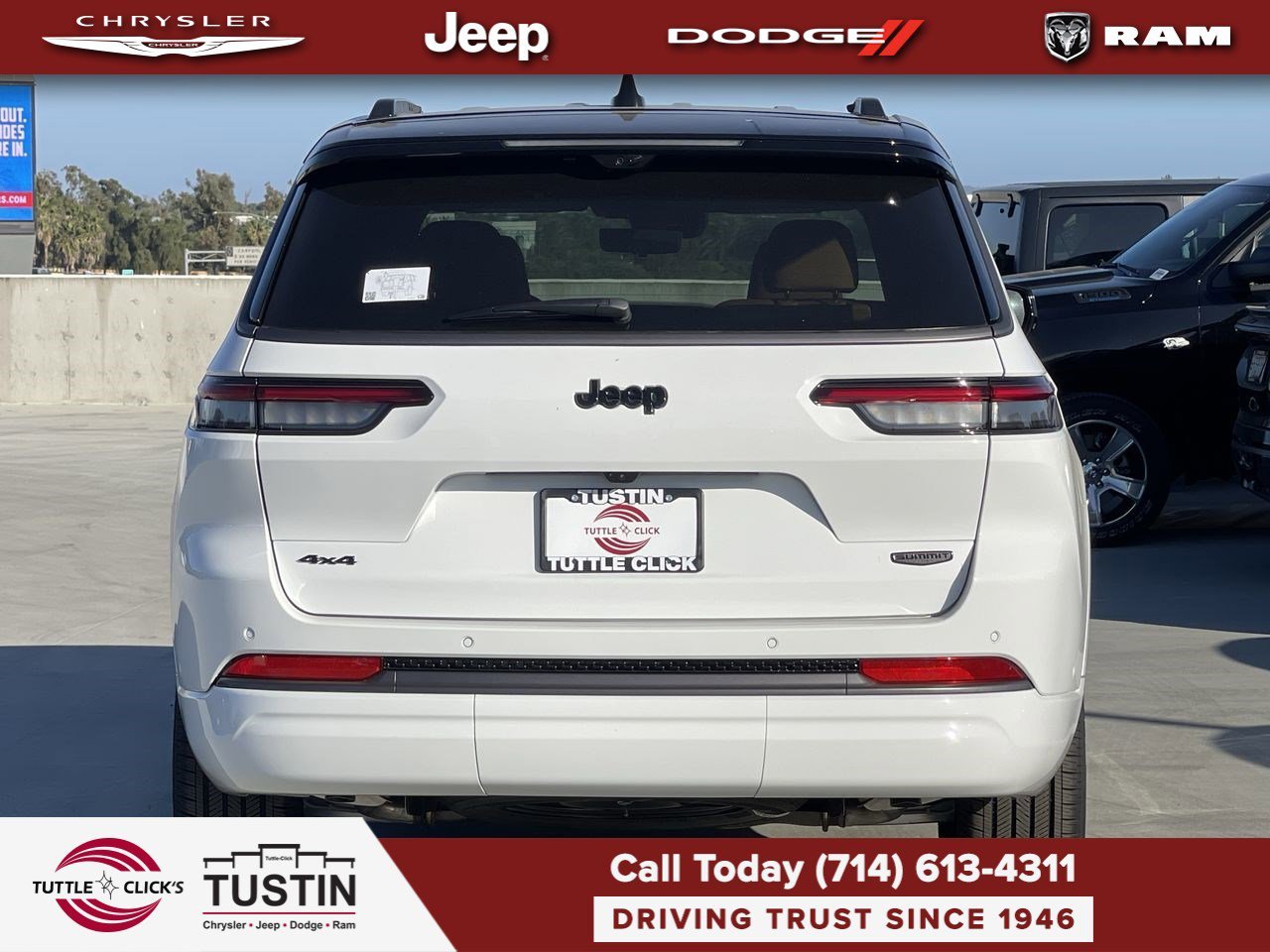 New 2026 Bright White Clear-Coat Exterior Paint Jeep Summit image 5