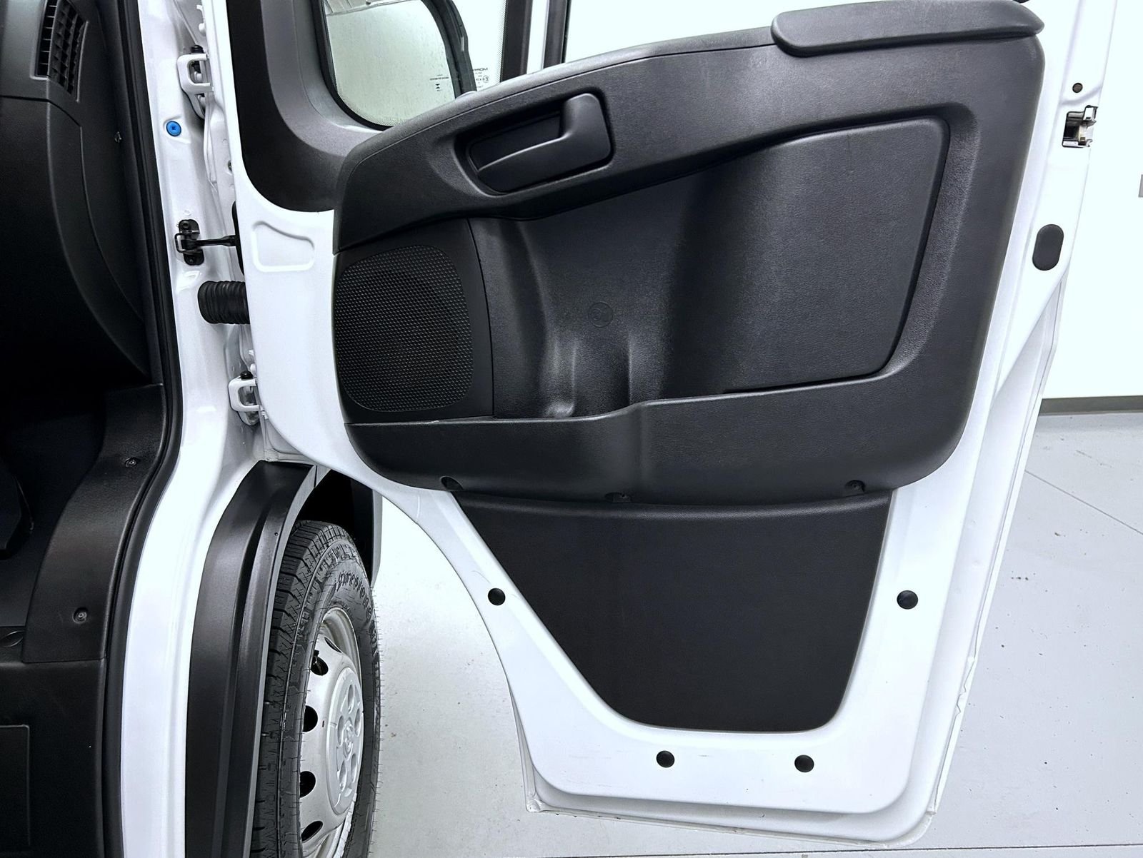 Used 2023 White Ram High Roof image 14