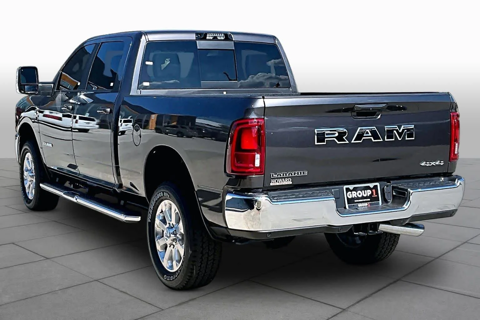 New 2026 Granite Crystal Metallic Clear-Coat Exterior Paint RAM Laramie image 12